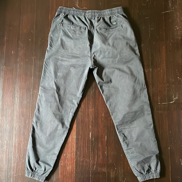 Navy Men's AE American Eagle Flex Trekker Woven Cotton Joggers In Size Small - Picture 6 of 13